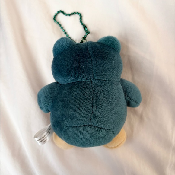 Official Pokemon Center 2019 Snorlax Plush Keychain - Picture 2 of 3